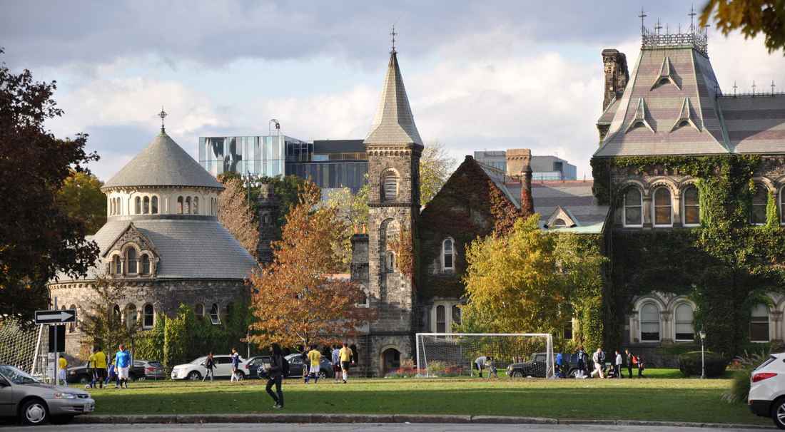 Đại học Toronto, Đại học British Columbia, Đại học McGill và Đại học McMaster đã lọt top 100 trường đại học tốt nhất thế giới