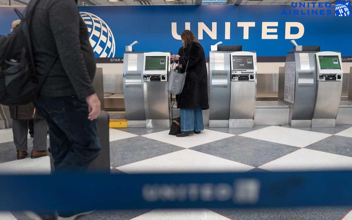 Phương pháp kiểm tra tình trạng chuyến bay United Airlines  