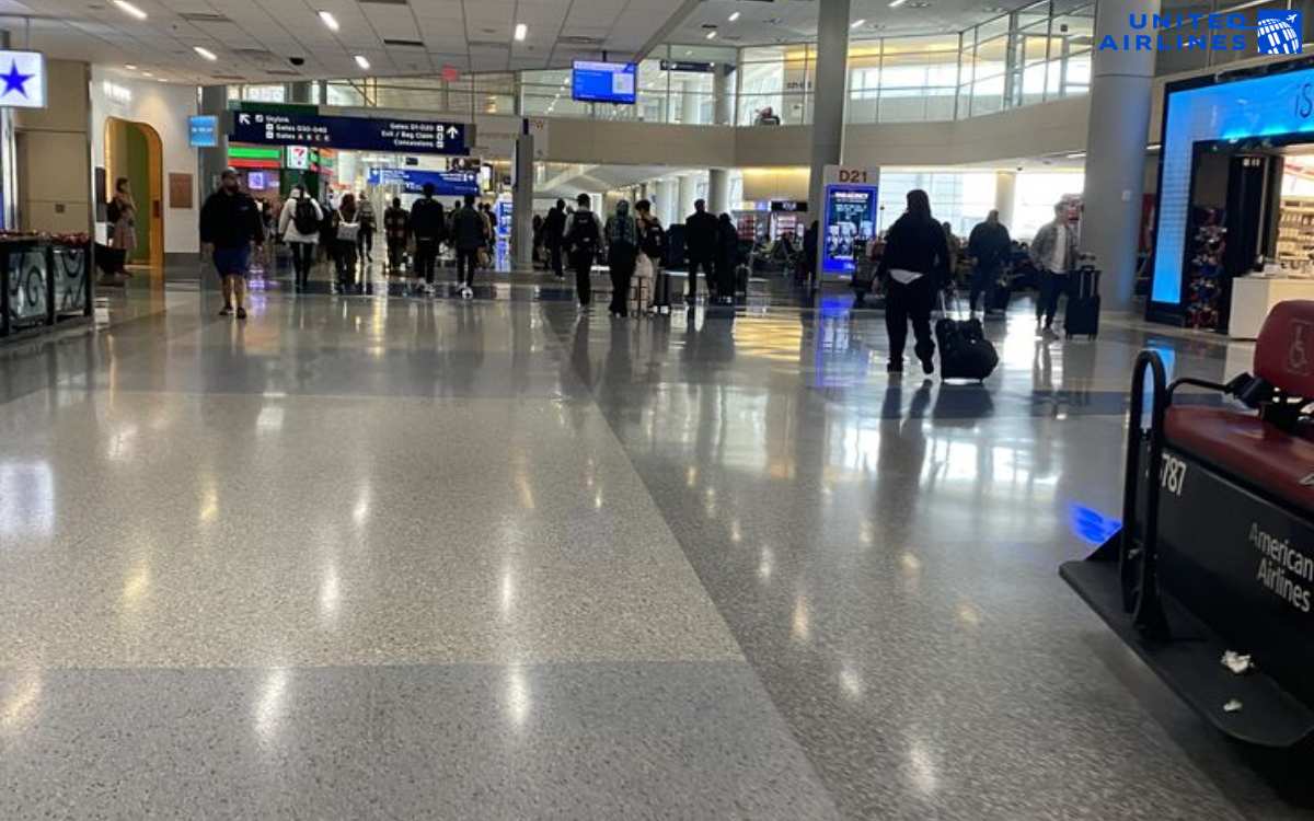 Hành lý xách tay quốc tế United Airlines
