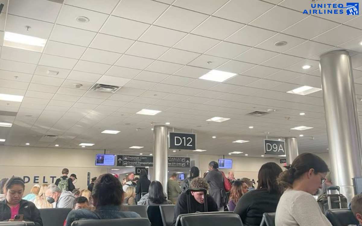 Mẹo đóng gói hành lý xách tay United Airlines