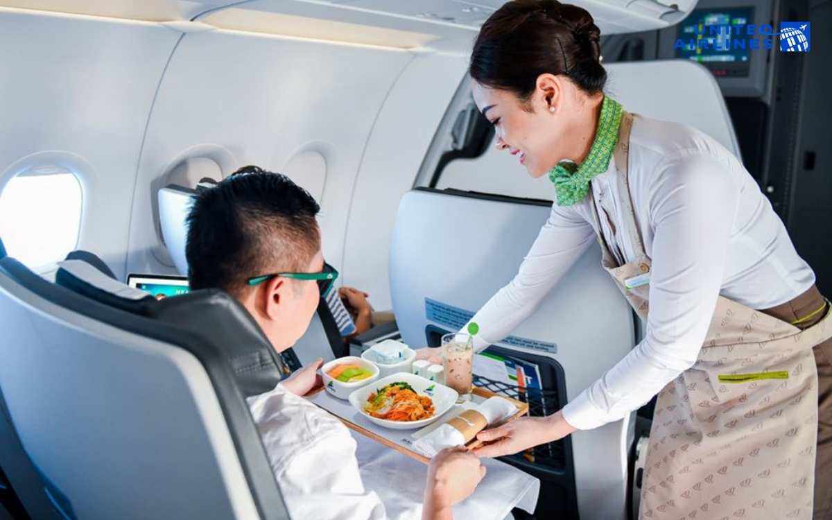 Quy trình chuẩn bị suất ăn trên máy bay Quy trình chuẩn bị suất ăn trên máy bay