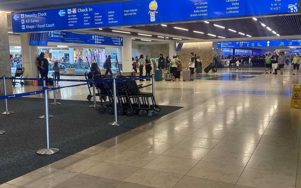 Các cách tra cứu lịch bay quốc tế phổ biến Các cách tra cứu lịch bay quốc tế phổ biến
