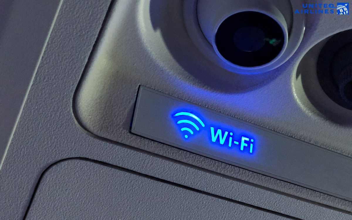 Bật wifi trên máy bay để truy cập internet Bật wifi trên máy bay để truy cập internet