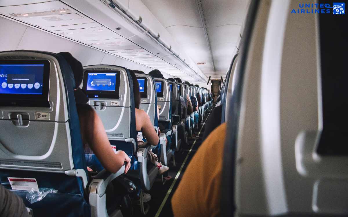 Đánh giá hãng máy bay United Airlines có tốt không Đánh giá hãng máy bay United Airlines có tốt không