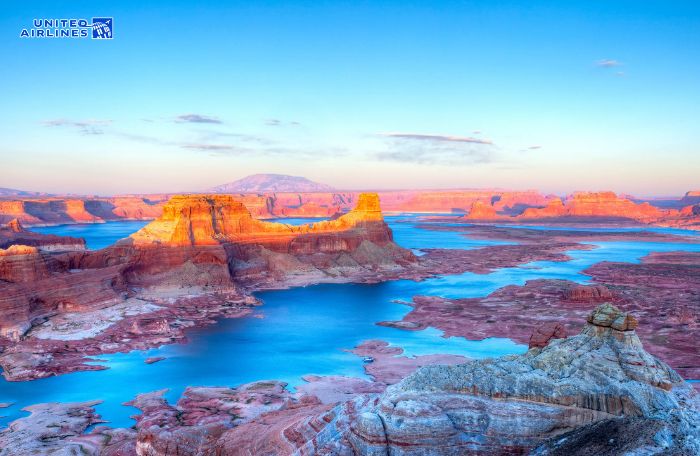Hồ Powell là điểm đến nổi bật tại Arizona Hồ Powell là điểm đến nổi bật tại Arizona