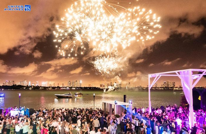 Thưởng thức pháo hoa ở South Beach ấn tượng