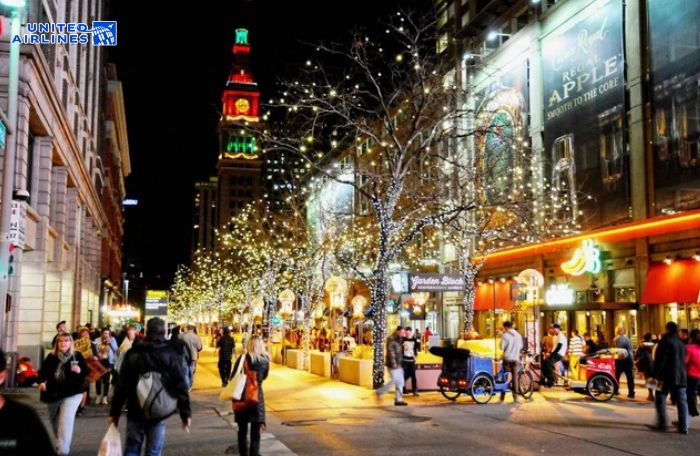 Phố đi bộ 16th Street Mall