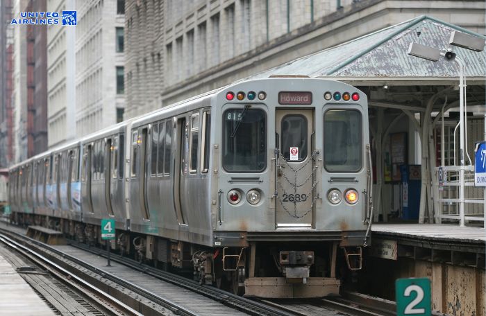 Di chuyển bằng tàu điện ngầm tại Chicago
