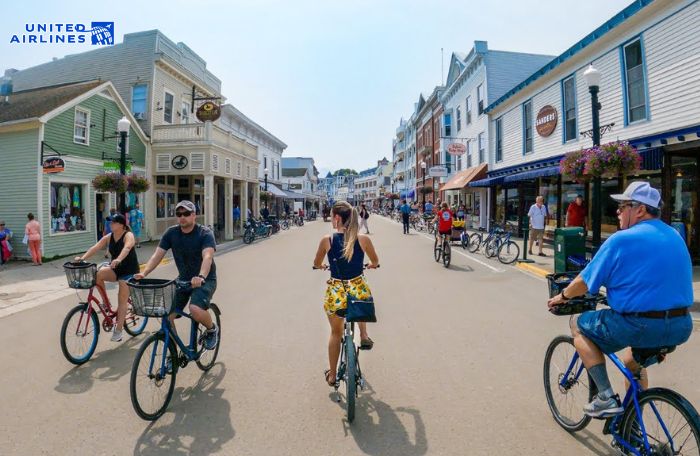 Đảo Mackinac tháng 8 có khí hậu dịu mát