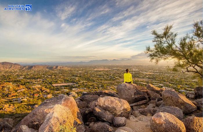 Núi Camelback là điểm dừng chân nổi bật ở Phoenix