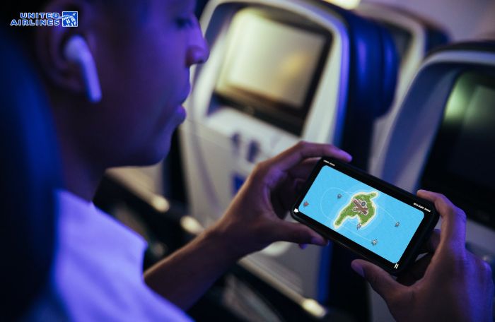 United Airlines kết nối trò chơi điện tử trên điện thoại United Airlines kết nối trò chơi điện tử trên điện thoại