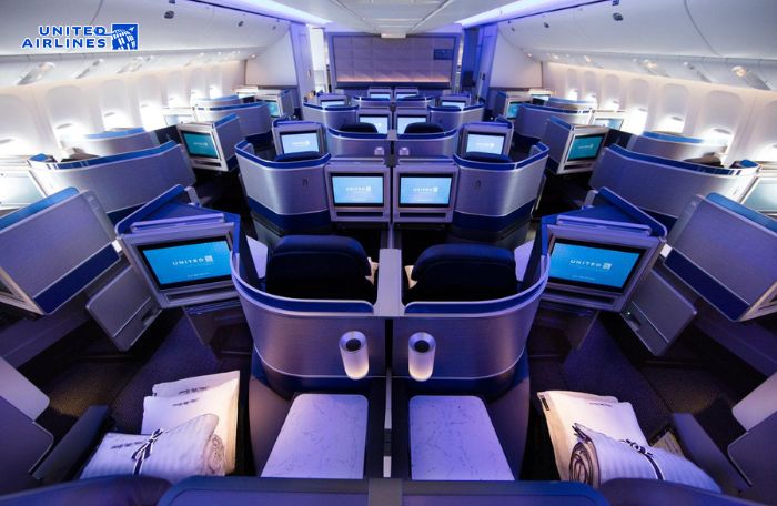 Không gian hạng ghế United Polaris Không gian hạng ghế United Polaris