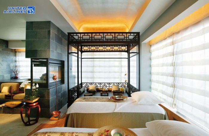 Khách sạn Mandarin Oriental