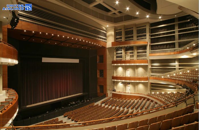 Trung tâm Long Center