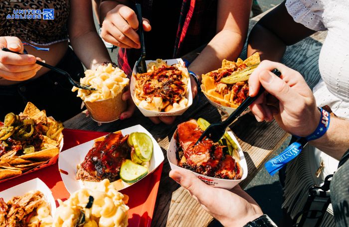 Tiết kiệm chi phí ăn uống tại lễ hội Mỹ