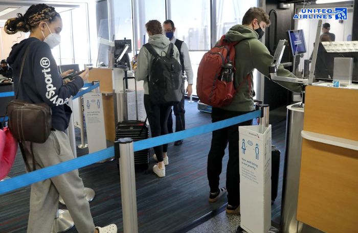 Hành khách nên lên máy bay đúng thời gian quy định