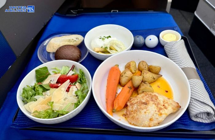 Bữa ăn thương gia United Airlines Bữa ăn thương gia United Airlines
