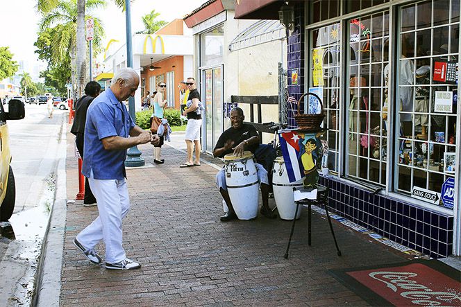 Vé máy bay đi miami điệu nhảy đường phố Vé máy bay đi miami điệu nhảy đường phố