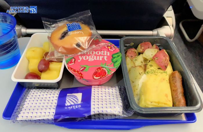 Ẩm thực phổ thông United Airlines