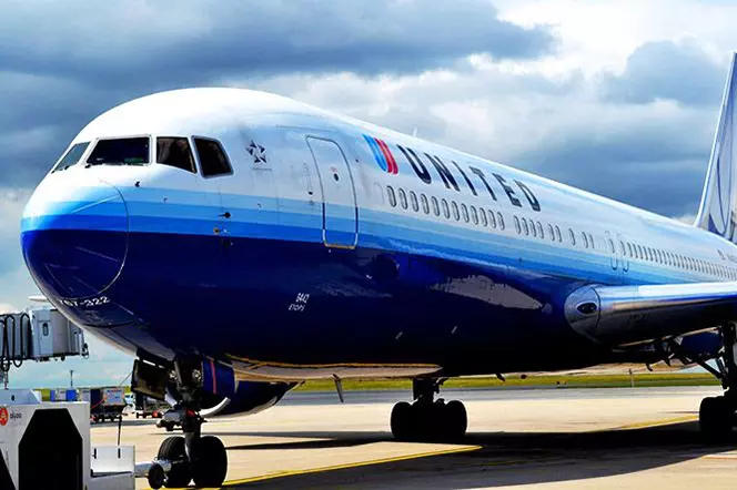 United Airlines thông báo về Book vé máy bay đi Mỹ mùa dịch COVID-19 2020